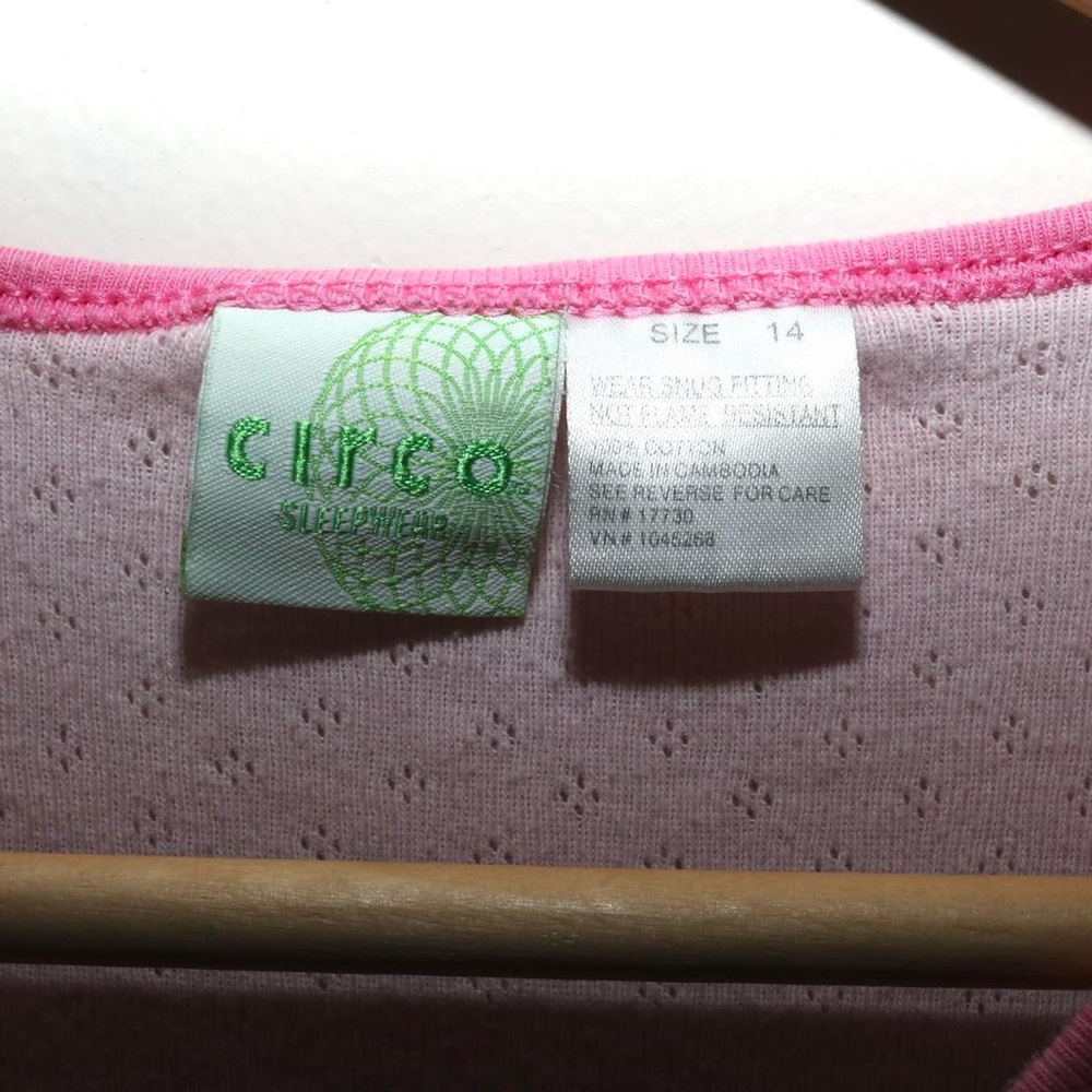 Pink Top with Butterfly Design - Picture 5 of 7